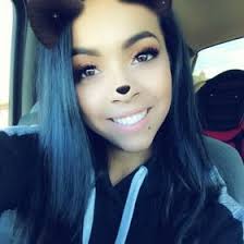 Daisy Bustos's Instagram, Twitter & Facebook