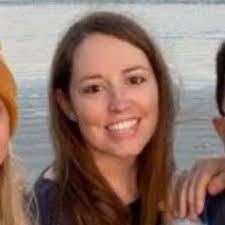 Ana Apolinar's Instagram, Twitter & Facebook