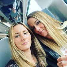 Vicki Vickers's Instagram, Twitter & Facebook