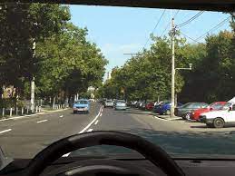 In intersectii cu circulatia nedirijata; Soferonline IntrebÄƒri Chestionare Auto Drpciv 2021 Categoria B B1 Tr