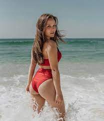 Upload, livestream, and create your own videos, all in hd. Larissamanoela Biquini Vermelho Biquini Fotos Da Larissa Manoela