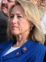 Jeanie Riddle's Instagram, Twitter & Facebook