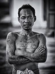 Xăm bua hinh xam khmer / ý nghĩa hình xăm bùa thái sak yant là gì? Khmer Tattoo Man Photograph By David Longstreath