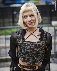 Aurora Aksnes Fashion | My XXX Hot Girl