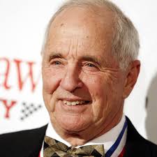 William Anders, Former Apollo 8 Astronaut Who Took 'Earthrise' Photo, Dies  in Plane Crash