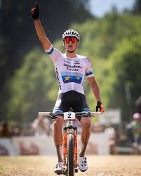 Mathieu van der poel heeft daags na het behalen van zijn europese titel ook de jaarmarktcross in niel gewonnen. 14 Mathieu Van Der Poel Ideas Cyclocross Cycling Bicycle