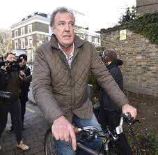 In the last couple of weeks everyone has been asking how on earth the greatest and most powerful nation on earth could be so. Top Gear Moderator Wie Jeremy Clarkson Pro Woche 500 Pfund Spart Welt