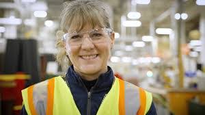 Linda Mapp's Instagram, Twitter & Facebook