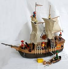 Playmobil 3550 Bateau Pirates Vintage Http Www Playboutik Com Achat Playmobil 3550 Bateau Pirates 408169 Html Jouet Jouet Playmobil Jouets D Enfance