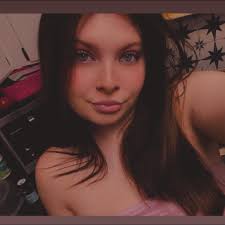 Is Papa's Pizza open today in Ellijay?