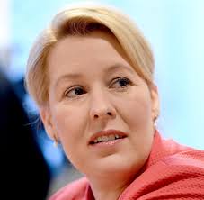 16.09.2020, 14:18 uhr familienminister franziska giffey (spd) bei einer kabinettssitzung (archivbild): Franziska Giffey Wie Steht Es Um Die Fachkrafteoffensive Fur Erzieher Welt