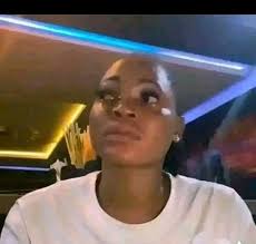 ADVICE ME!!! On my wedding night, I caught my husband slèeping with my  immediate younger sister I need advice because right now my head is very  hot. I did my wedding last