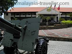 Sri anjeneyar temple port dickson 1.02 km muzium tentera darat 1.2 km royal port dickson yacht club 1.46 km Port Dickson Army Museum Muzium Tentera Darat