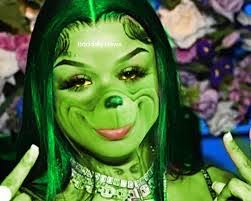 Bernice Sipes's Instagram, Twitter & Facebook