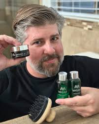 Sean Strife (@lifeofstrife) • Instagram photos and videos