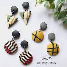 春のボーダーアクセサリー ポリマークレイは軽いので大振りデザインでもつけやすいですよ ポリマークレイ ポリマークレイアクセサリー 樹脂粘土 アクセサリー ピアス イヤリング ヘアゴ polymer clay jewelry diy clay earrings polymer clay beads