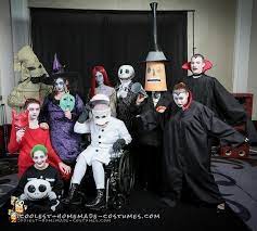 Costume tutorials halloween makeup nightmare before christmas. Awesome Nightmare Before Christmas Group Costume