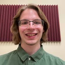 Abigail Hooks's Instagram, Twitter & Facebook