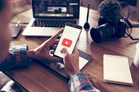 Dan siapa dan untuk apa mereka di bayar? 10 Kiat Jadi Youtuber Untuk Pemula Beserta Cara Dapat Duit Dari Youtube Kumparan Com