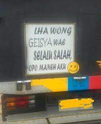 Temukan segala kisah kehidupan, gaya hidup, renungan, inspirasi, dan ilmu pengetahuan di sini 15 Tulisan Lucu Bahasa Jawa Di Truk Ini Bikin Ketawa Lucu Tertawa Humor Lucu