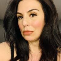 Anna Galarza's Instagram, Twitter & Facebook