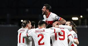 Türkiye son dakika transfer haberleri, türkiye fikstürü, maç sonuçları, kadrosu, puan durumu ve daha fazlası için www.tr.beinsports.com.tr adresini ziyaret edin. Turkiye Italya Maci Hangi Kanalda Sifresiz Yayinlanacak Euro 2020 Turkiye Italya Maci Saat Kacta Son Dakika Spor Haberleri