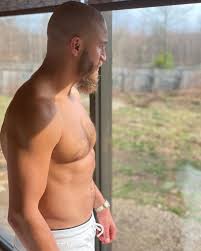 David lemieux (born december 22, 1988) is a canadian professional boxer who held the ibf middleweight title in 2015. David Lemieux Boxing Facebook