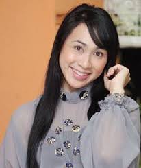 Natasya is haunted by ghostly apparations that only she can see after waking from a nightmare laiden coma. Jangan Tegur 2009 Mubi