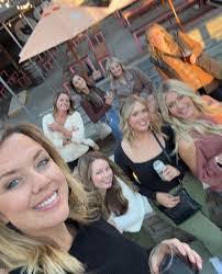 Hillary Mcdowell's Instagram, Twitter & Facebook