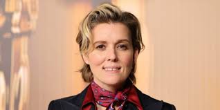 TODAY's Buzz: Mary-Kate's married, Adele's hitting the road