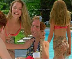 While on a tropical vacation with her father (gérard depardieu), a teen (katherine heigl) passes him off as her lover, to impress a boy (dal. Katherine Heigl Pics My Father The Hero Screencaps Indiancelebblog Com