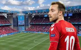 El capitán de dinamarca, christian eriksen, se ha desplomado en el minuto 43 del partido que enfrenta a su selección y finlandia en el parken stadium de copenhague. Doasrkkirbidwm