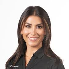 Vivian Rudolph's Instagram, Twitter & Facebook