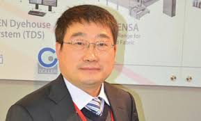 Fong's 50 years of leadership