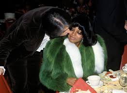 The american motown star celebrated her milestone birthday with her daughter tracee ellis ross, 46, and host of famous faces including khloe and kourtney kardashian, heidi klum and. Diana Ross