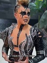 JoJo Siwa is in her new era and taking inspiration from other artists who  aren’t afraid to be different. #JojoSiwa #Karma