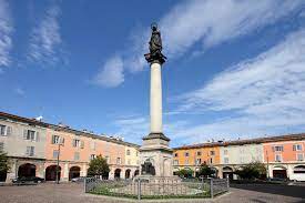 Seit juni 2021 ist er cheftrainer von inter mailand. Reisefuhrer Piacenza Italien Entdecken Sie Piacenza Mit Easyvoyage