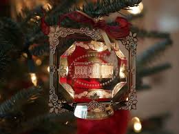 White house christmas decorations 2018. White House Unveils 2018 Christmas Decorations