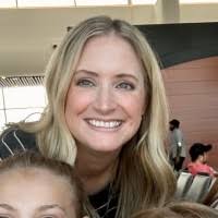 60+ perfiles de «Amanda Barth»