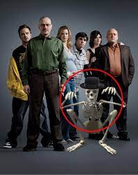 currently rewatching Breaking Bad for the first time in 5 years and I'm  totally confused by this goofy skeleton character? was he always there? I  don't remember him at all : rokbuddychicanery