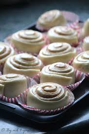Cinnamon Roll Les Roules A La Cannelle Recette De Cuisine Recettes De Cuisine Roules A La Cannelle Recette Gouter