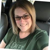 Deanna Morris's Instagram, Twitter & Facebook