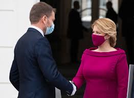 Zuzana čaputová addresses supporters after winning the slovakian presidential election. President Of Slovakia Nails Her Coronavirus Look With Matching Face Mask Dress Sick Chirpse
