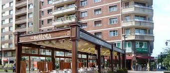 Para escoger un respaldo debes tener en consideración el tamaño de tu cama y dormitorio, para que sea proporcional al espacio disponible y destaque como complemento de diseño. Terrazas Cubiertas El Dilema De Ayuntamientos Y Hosteleria Frente A Un Invierno De Coronavirus