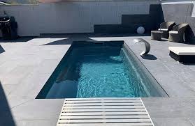 L'interet de cette mini piscine réside dans sa dimension, qui avec ses 9,98m2, se classe dans. Constructeur Mini Piscine Micro Piscine Pour Petits Jardins En Region Nord