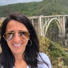 Lisa Stalter's Instagram, Twitter & Facebook