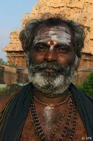 Kürzlich blieben im dorf kavalappara in kerala nur noch ein einziges hauses und ein tempel übrig, wie indische medien berichteten. Bildergalerie Mit Bildern Fotos Von Menschen In Indien