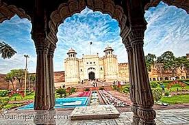 Karatschi pakistan sehenswürdigkeiten | © wasif malik / flickr. Die Top 10 Sehenswurdigkeiten In Lahore Pakistan 2021