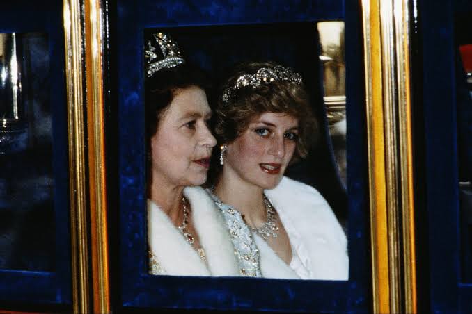 Queen Elizabeth II and Princess Diana: Inside Their Relationship