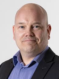 Mike Eke's Instagram, Twitter & Facebook